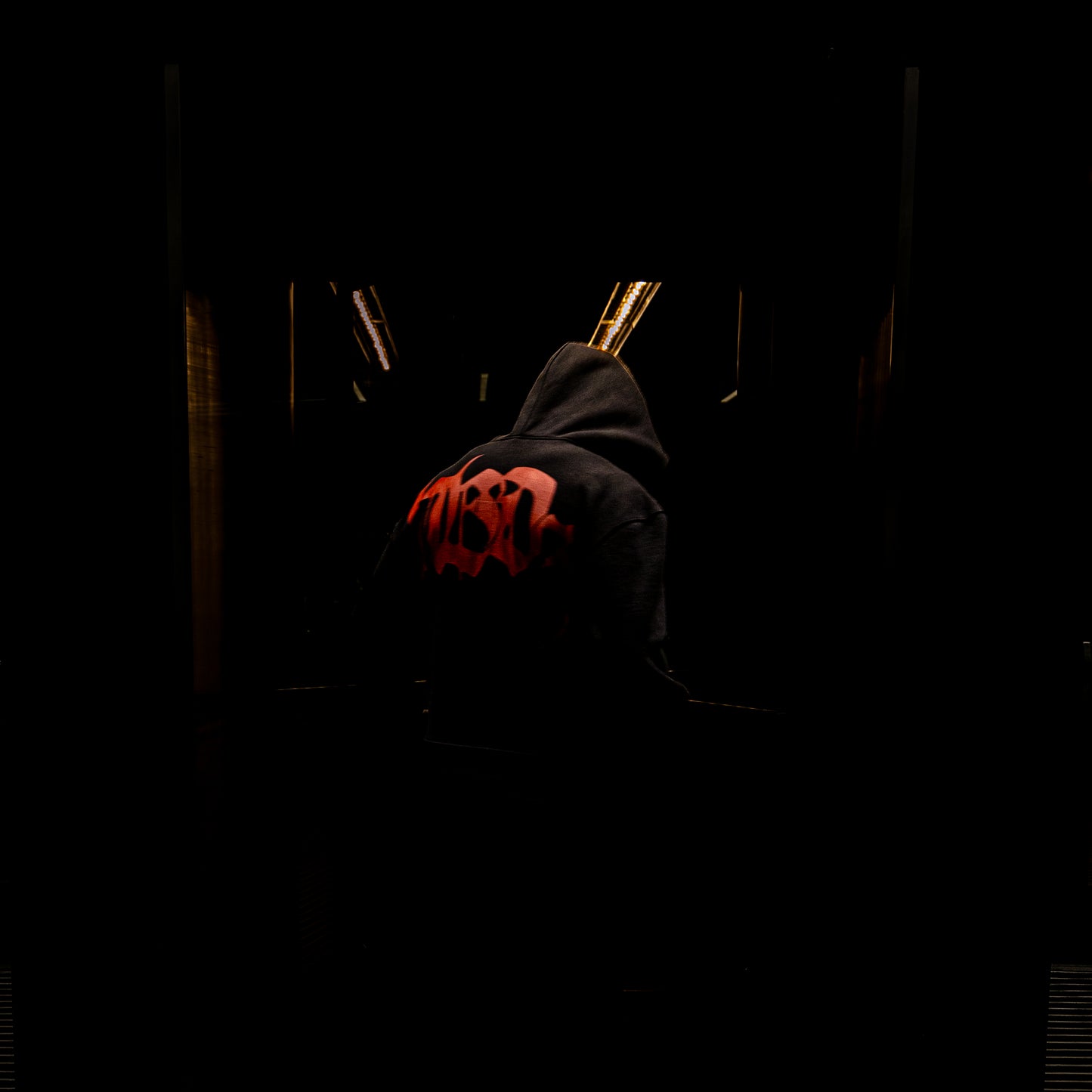 BLACK HOODIE OVERSIZED